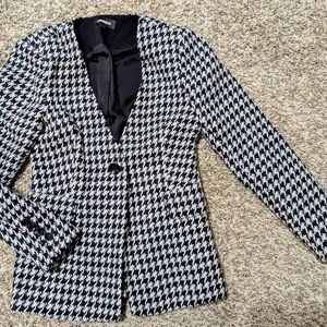 Express Black and White Houndstooth Blazer